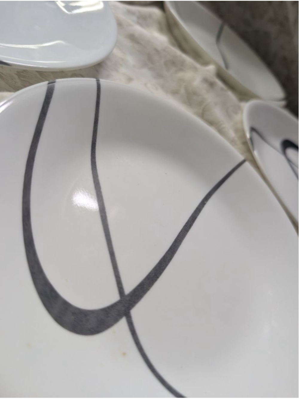 Corelle Dinnerware Set of 5 bread and butter White Black Swirl Plates - Picture 2 of 4